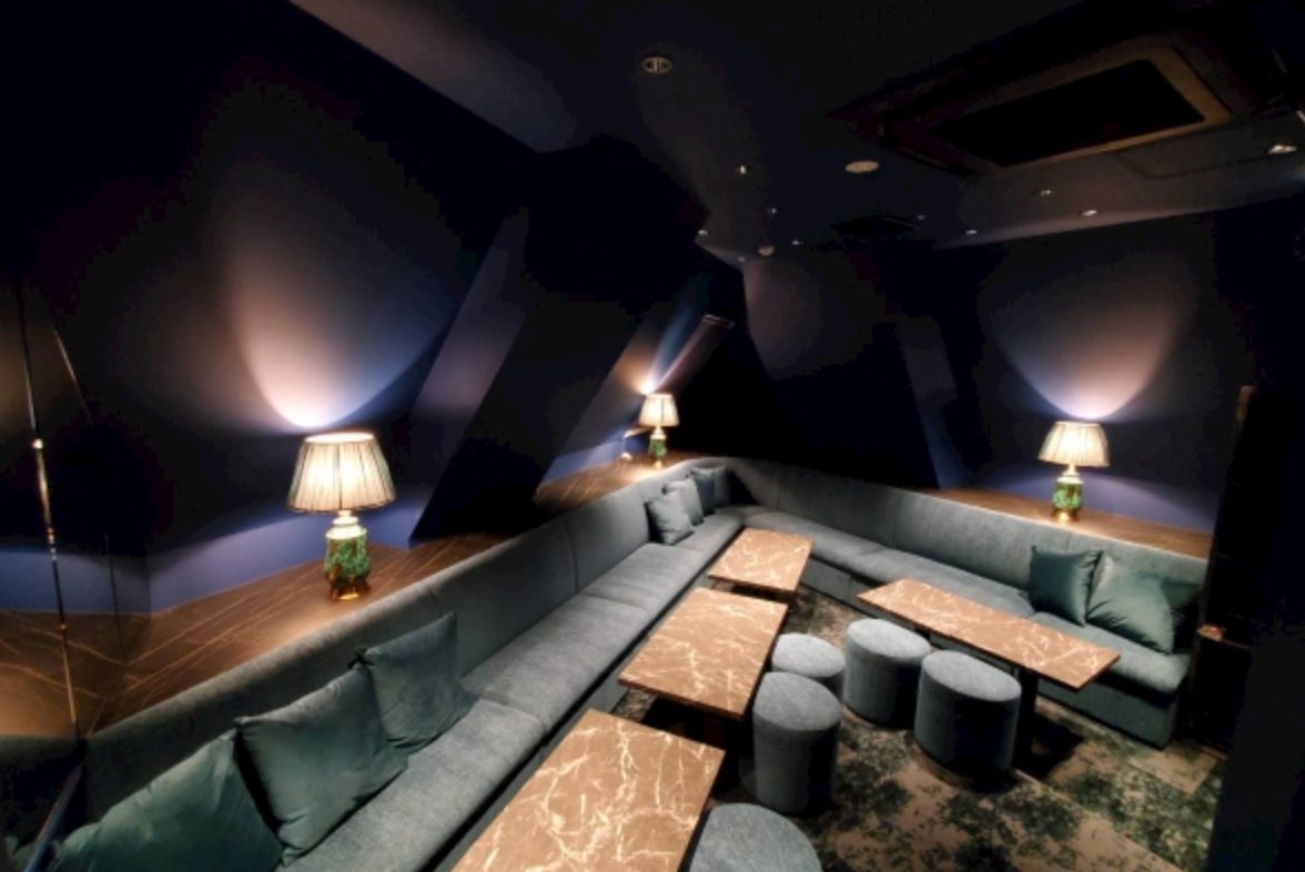 Emperor's Lounge 店内写真2